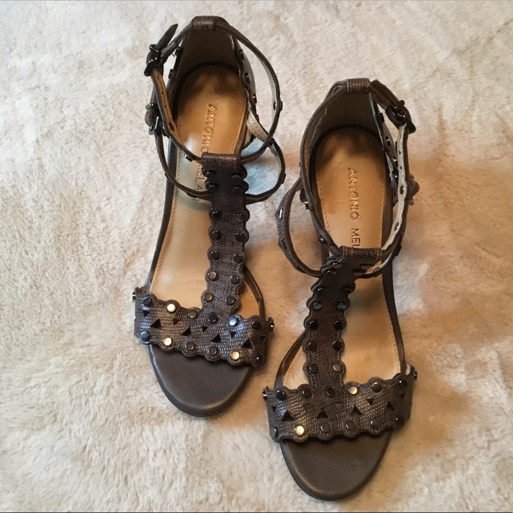 Antonio Melani NWOT Brown T-Strap Heels with Studs - Size 6